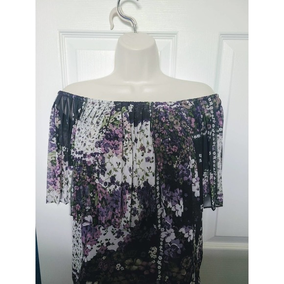 W By Worth Pleated Cold Shoulder Floral Blouse 6 - Picture 2 of 7